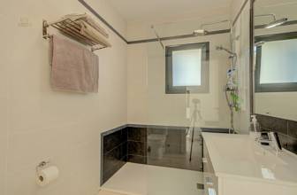 Thumbnail von Villa For Sale in Marbella, Málaga