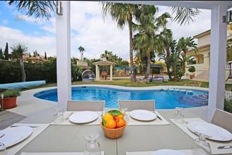 Thumbnail von Villa For Sale in New Golden Mile, Málaga