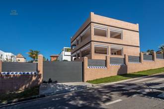 Thumbnail von Villa For Sale in Las Chapas, Málaga