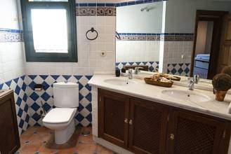 Thumbnail von Villa For Sale in Calahonda, Málaga