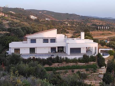 Villa For Sale in Marbella, Málaga