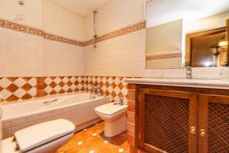 Thumbnail von Villa For Sale in Calahonda, Málaga