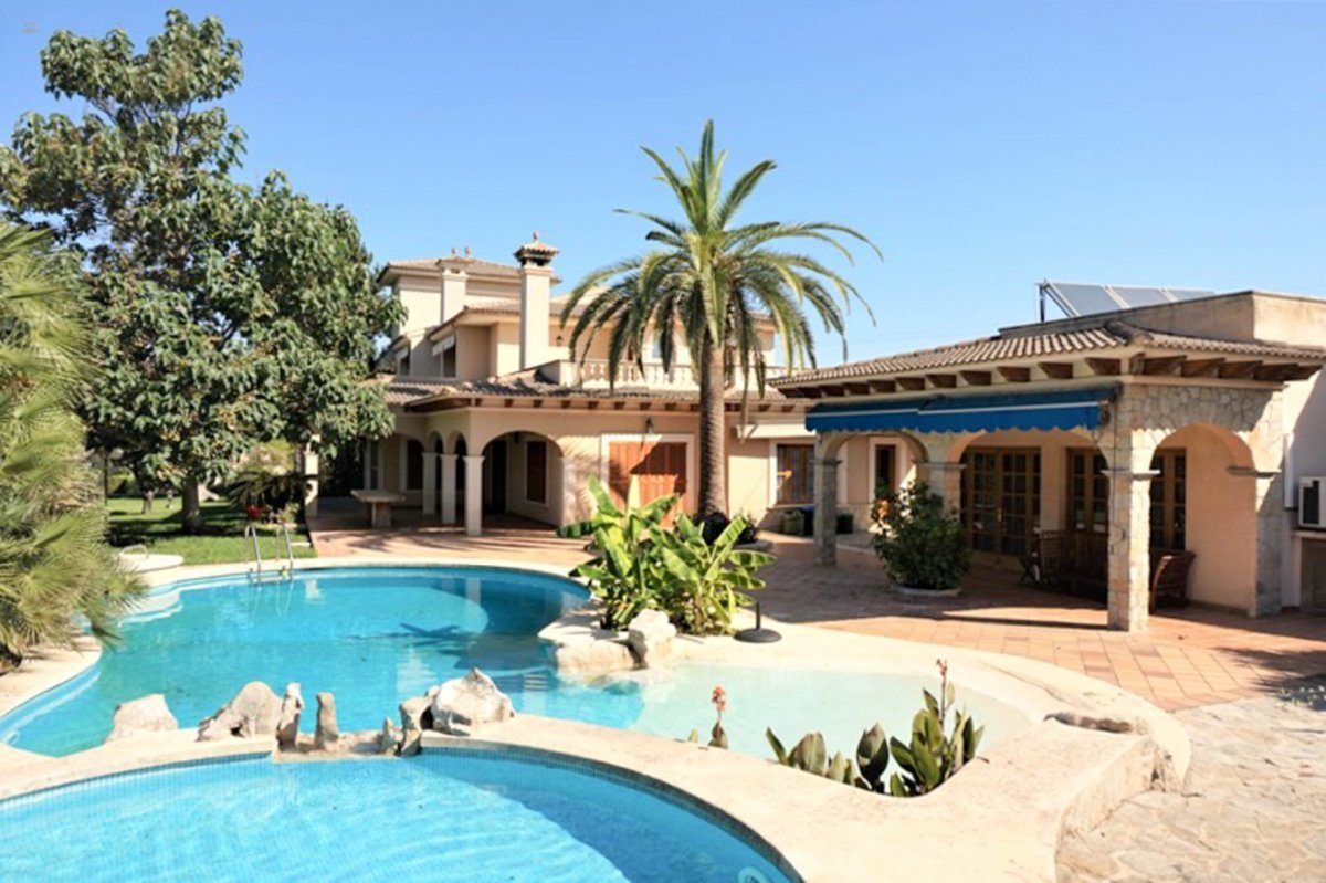Villa For Sale in San Lorenzo, Baleares