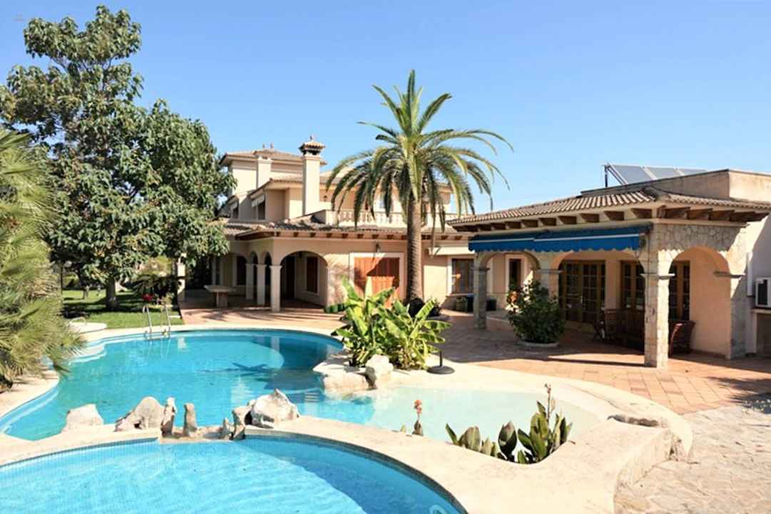 Villa For Sale in San Lorenzo, Baleares