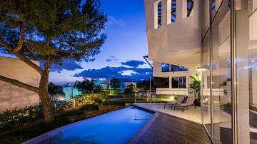 Thumbnail von Villa For Sale in Marbella, Málaga