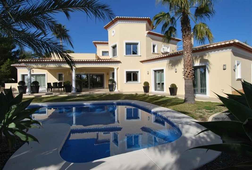 Villa For Sale in Benissa, Alicante