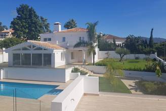 Thumbnail von Villa For Sale in el Rosario, Málaga