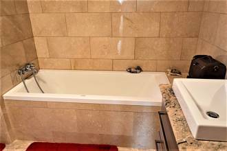 Thumbnail von Villa For Sale in Calahonda, Málaga