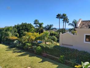 Thumbnail von Villa For Sale in Estepona, Málaga