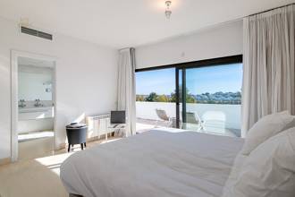 Thumbnail von Villa For Sale in Benahavis, Málaga