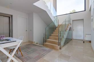 Thumbnail von Villa For Sale in Benahavis, Málaga