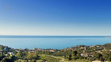 Thumbnail von Villa For Sale in Benalmadena, Málaga