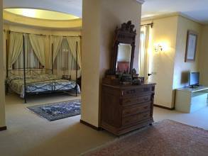 Thumbnail von Villa For Sale in Estepona, Málaga