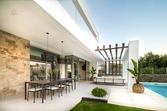 Thumbnail von Villa For Sale in Marbella, Málaga