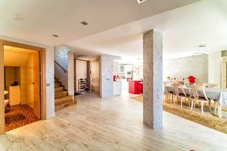 Thumbnail von Villa For Sale in Marbella, Málaga