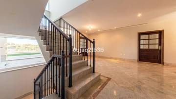 Thumbnail von Villa For Sale in Santa Clara, Málaga