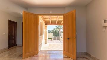 Thumbnail von Villa For Sale in Santa Clara, Málaga