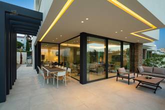 Thumbnail von Villa For Sale in Estepona, Málaga