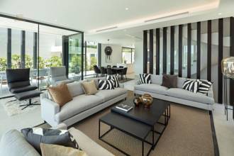 Thumbnail von Villa For Sale in Estepona, Málaga