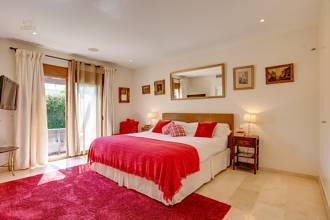 Thumbnail von Villa For Sale in Atalaya, Málaga