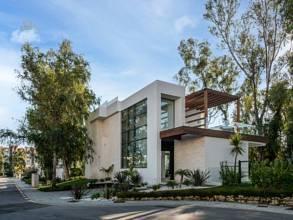 Thumbnail von Villa For Sale in Atalaya, Málaga