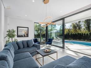 Thumbnail von Villa For Sale in Atalaya, Málaga