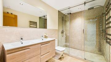 Thumbnail von Villa For Sale in San Pedro de Alcántara, Málaga