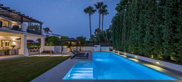 Thumbnail von Villa For Sale in San Pedro de Alcántara, Málaga