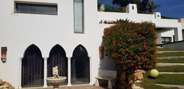 Thumbnail von Villa For Sale in Benahavis, Málaga