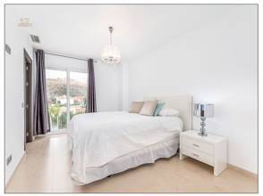 Thumbnail von Villa For Sale in Estepona, Málaga