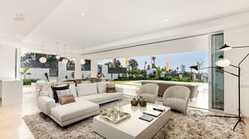 Thumbnail von Villa For Sale in Rio Real, Málaga