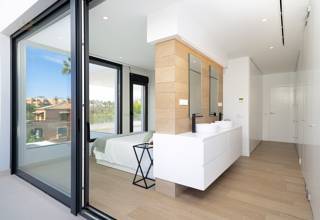 Thumbnail von Villa For Sale in Estepona, Málaga