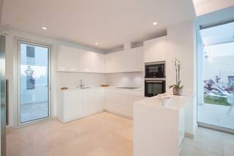 Thumbnail von Villa For Sale in Marbella, Málaga