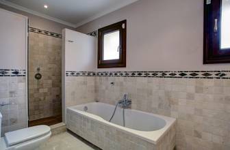 Thumbnail von Villa For Sale in La Quinta, Málaga