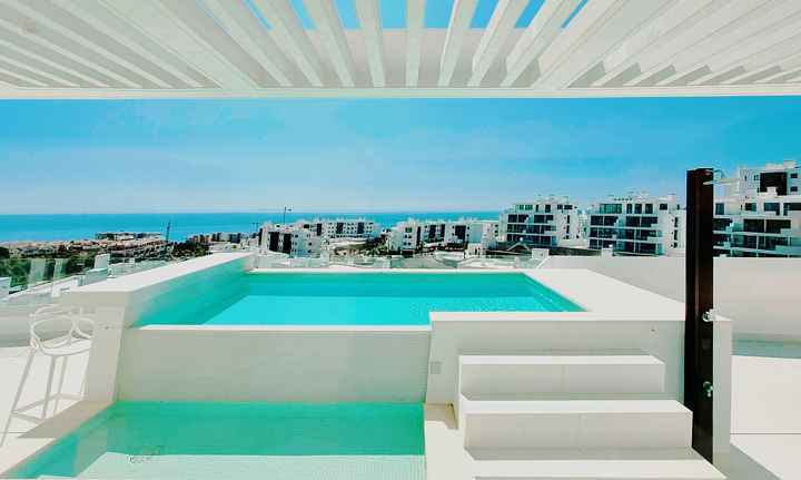 Apartment For Sale in Fuengirola, Málaga