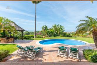 Thumbnail von Villa For Sale in Marbella, Málaga