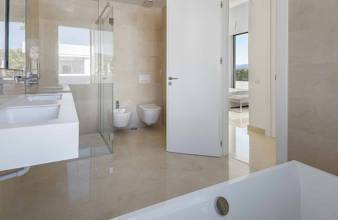 Thumbnail von Villa For Sale in Marbella, Málaga