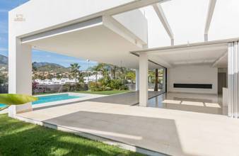 Thumbnail von Villa For Sale in Marbella, Málaga