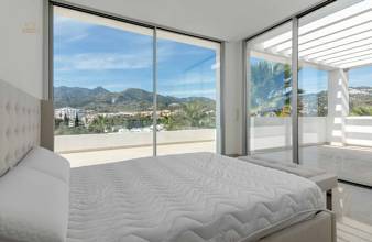 Thumbnail von Villa For Sale in Marbella, Málaga