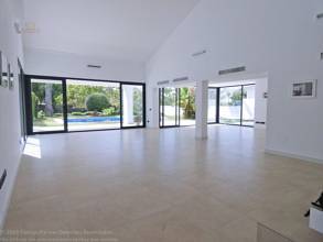 Thumbnail von Villa For Sale in San Pedro de Alcántara, Málaga