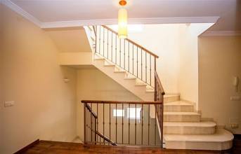 Thumbnail von Villa For Sale in Marbella, Málaga