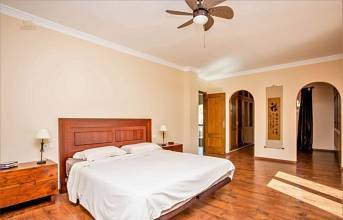 Thumbnail von Villa For Sale in Marbella, Málaga