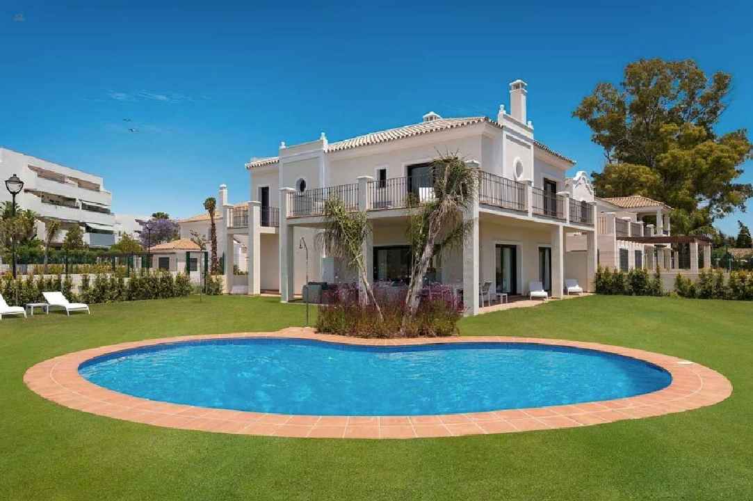 Villa For Sale in Guadalmina Baja, Málaga