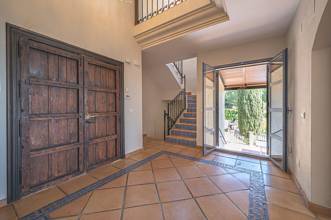 Thumbnail von Villa For Sale in Estepona, Málaga