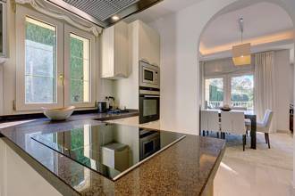 Thumbnail von Villa For Sale in Calahonda, Málaga