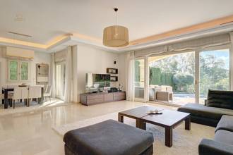 Thumbnail von Villa For Sale in Calahonda, Málaga