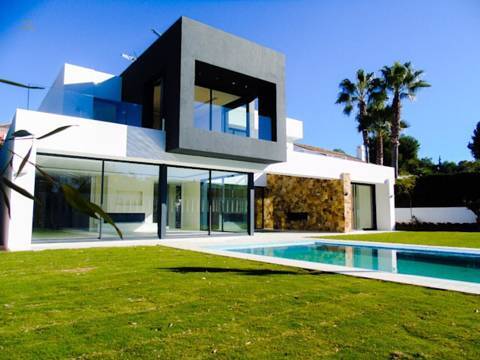  Nueva Andalucía Villa ES134281