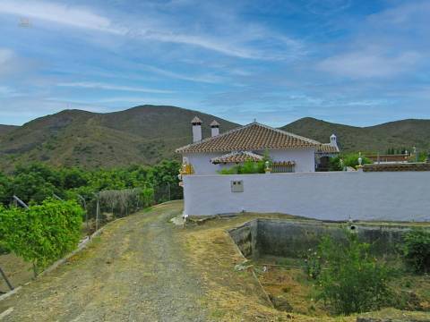Country House For Sale in Alhaurin el Grande, Málaga