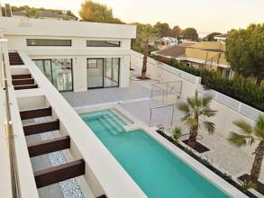 Thumbnail von Villa For Sale in Torrevieja, Alicante