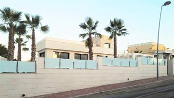 Thumbnail von Villa For Sale in Torrevieja, Alicante